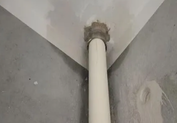 察哈尔右翼中卫生间测漏水之渗水防护